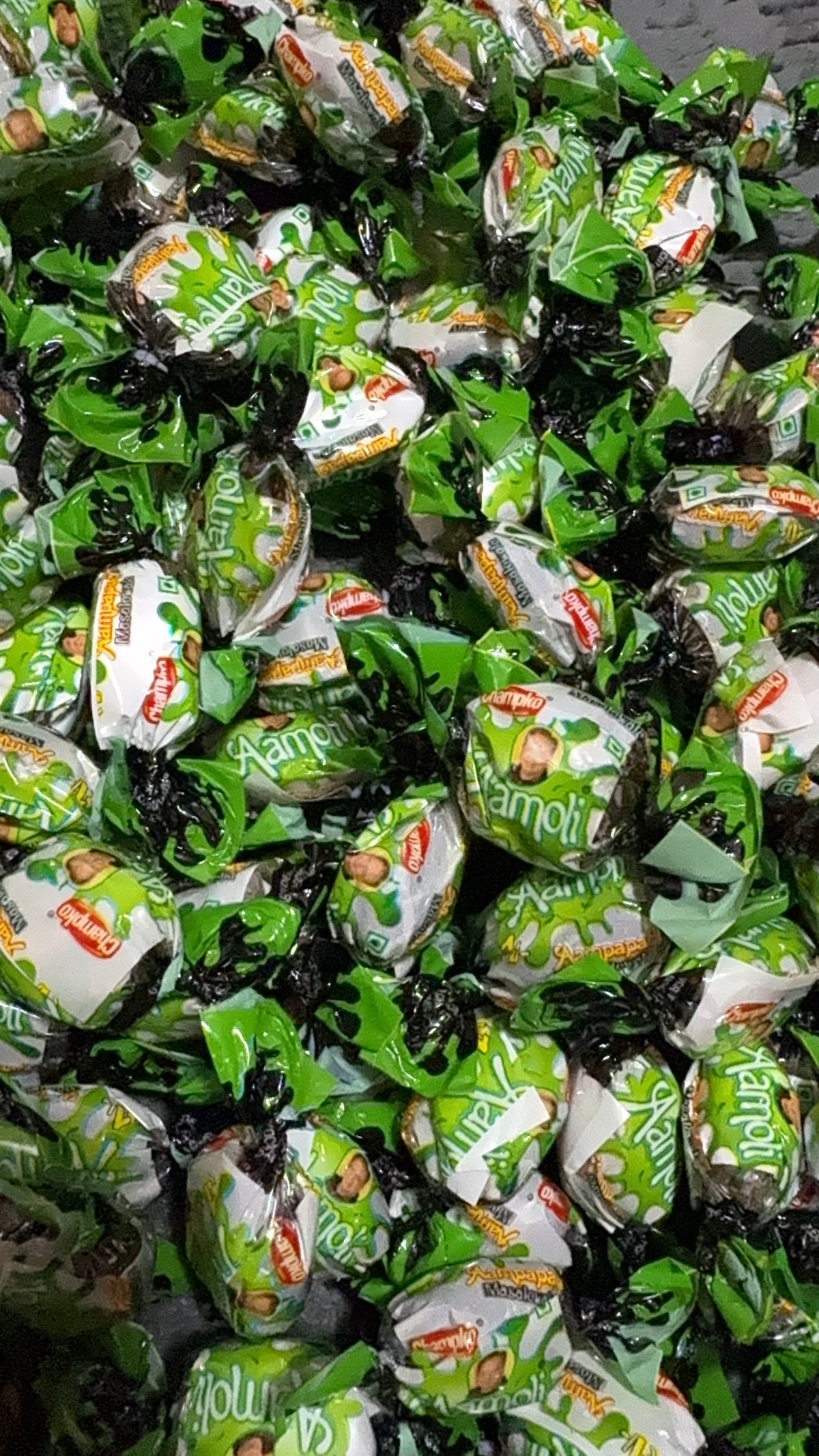 Amoli Candy / Pack of 20 / Swad Snacks